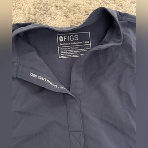 xxs figs womens scrub top Rafael grey navy